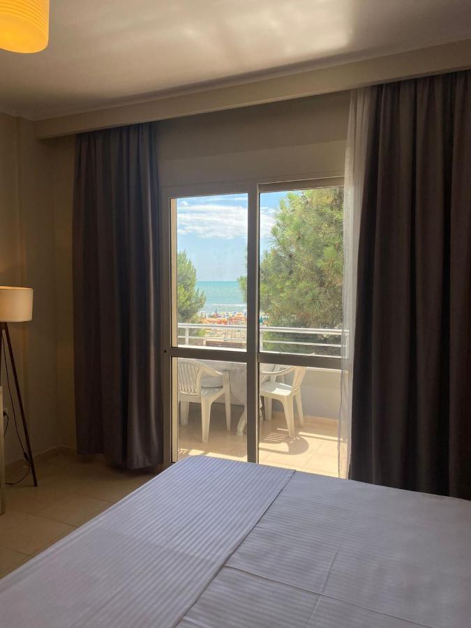 Rumar Hotel Дуррес Екстер'єр фото